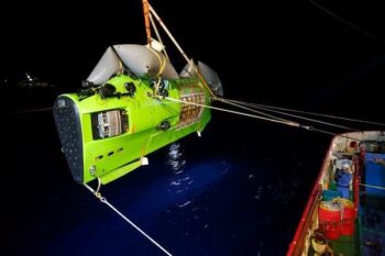 Cineasta James Cameron chega ao ponto mais fundo do oceano Cineasta James Cameron chega ao ponto mais fundo do oceano