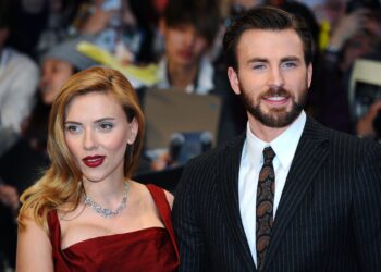 Ghosted – Scarlett Johansson e Chris Evans irão estrelar filme para a Apple
