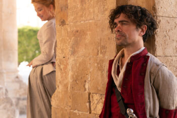 Trailer traz Peter Dinklage em versão musical de “Cyrano” Trailer traz Peter Dinklage em versão musical de “Cyrano”