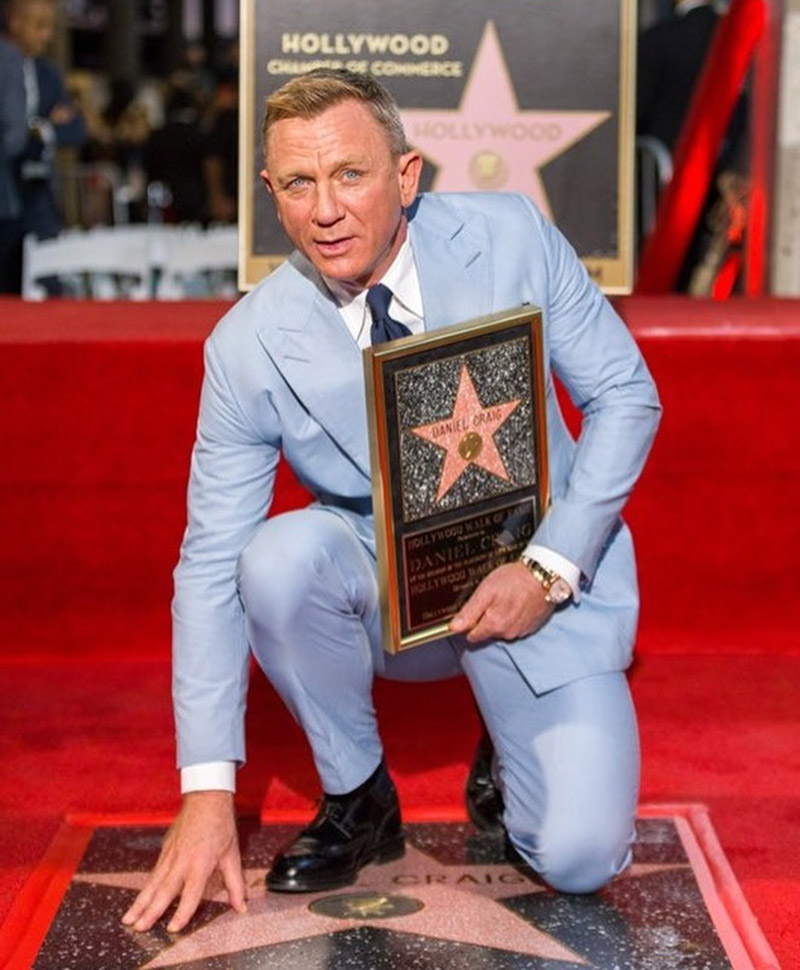 Daniel Craig ganha estrela na Calçada da Fama de Hollywood