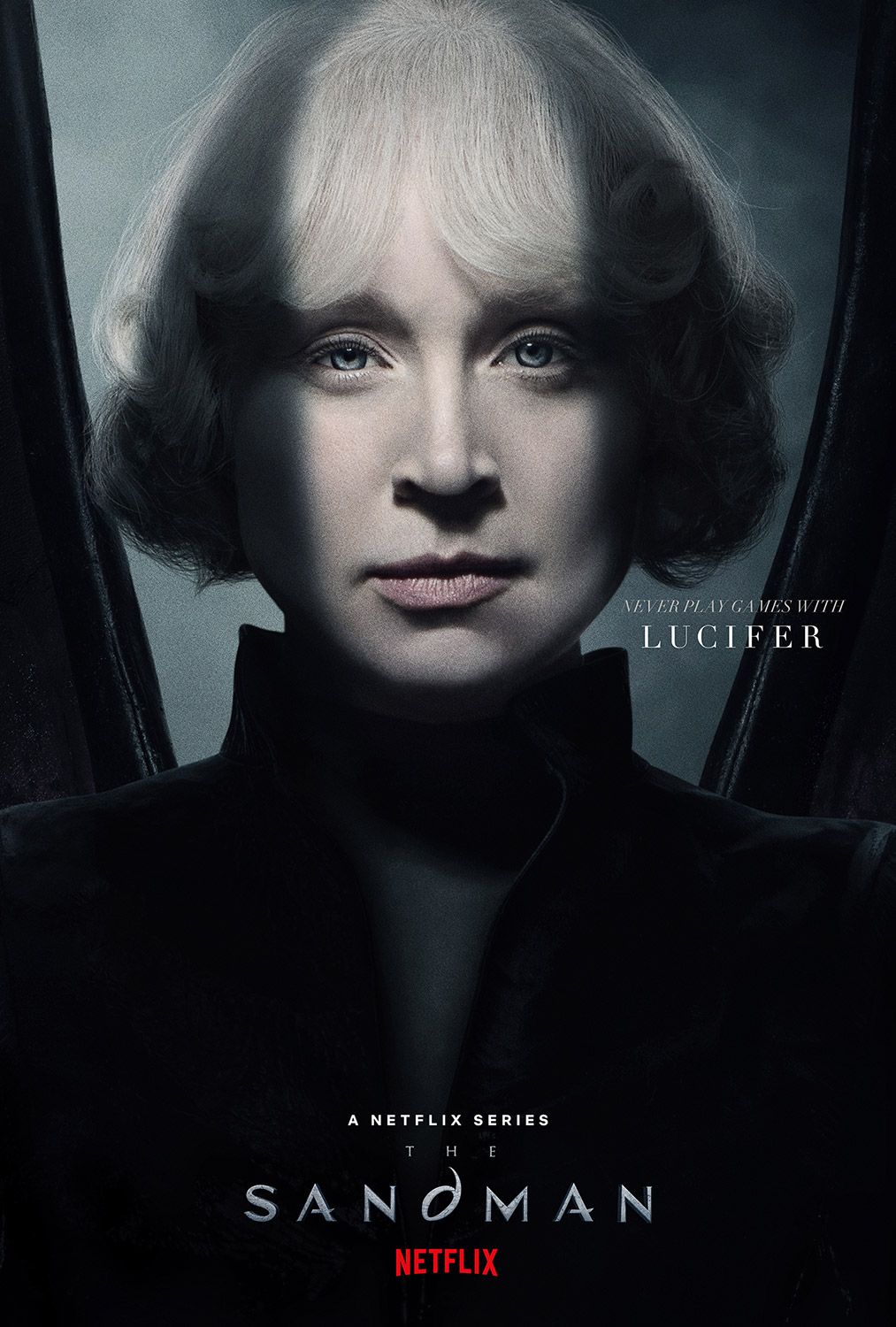 Sandman | Gwendoline Christie como Lúcifer em cartaz da série da Netflix
