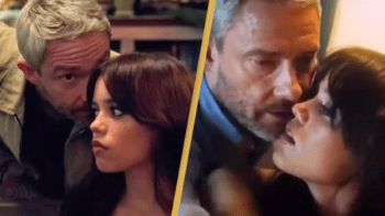 Cena de Jenna Ortega e Martin Freeman muda regra sobre cenas de sexo