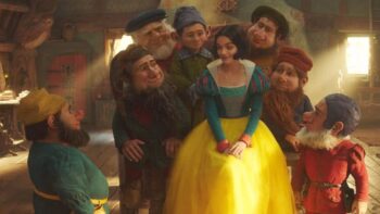 Branca de Neve: Rachel Zegler em Crise com Novo Trailer de Disney Branca de Neve: Rachel Zegler em Crise com Novo Trailer de Disney